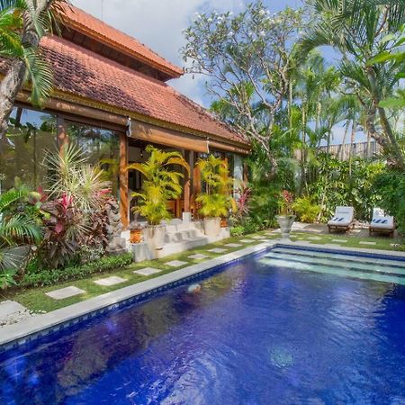Heart Of Seminyak, 2Br, Sleeps 4, Walk To Bintang Vila Exterior foto