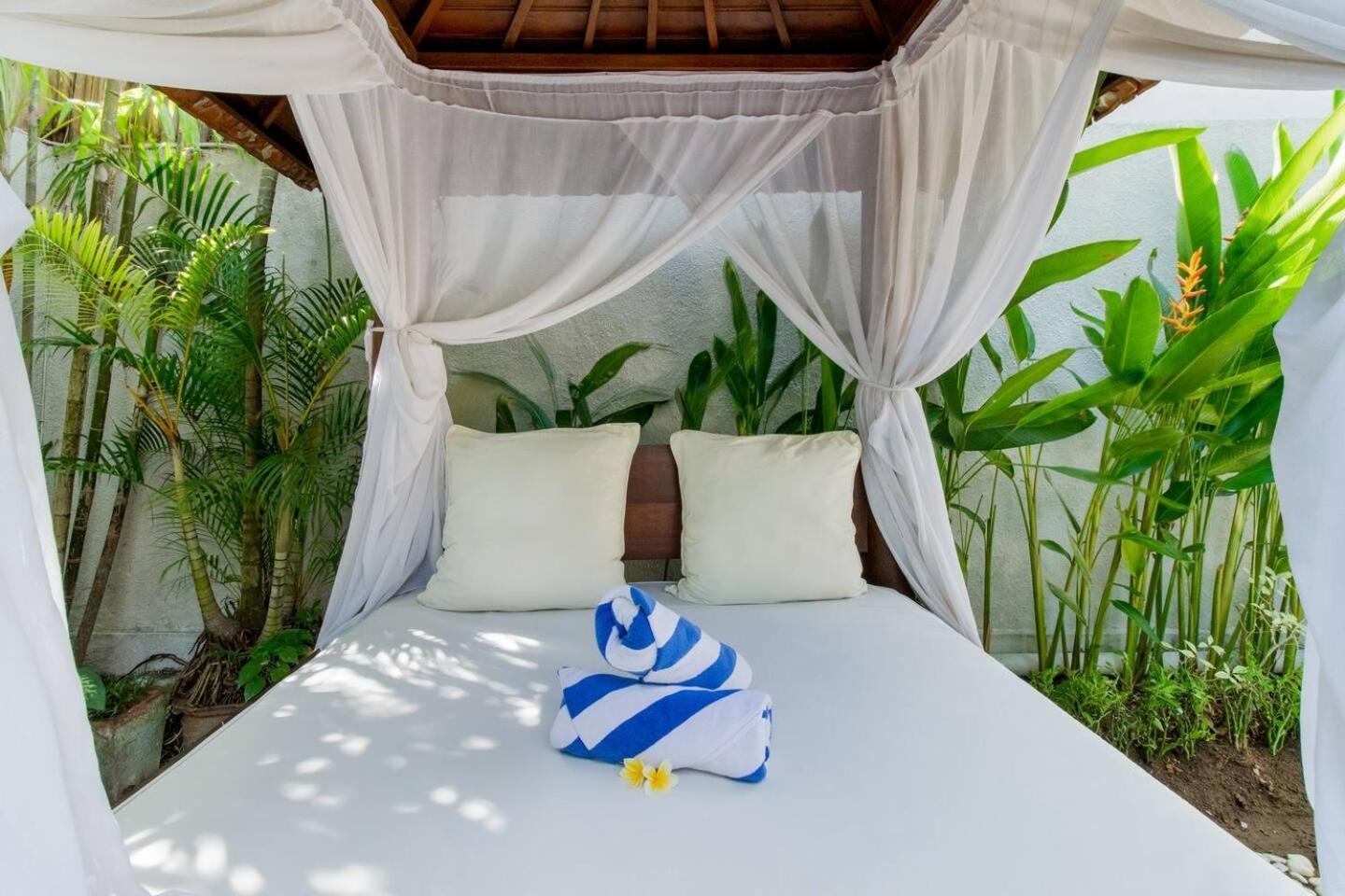 Heart Of Seminyak, 2Br, Sleeps 4, Walk To Bintang Vila Exterior foto