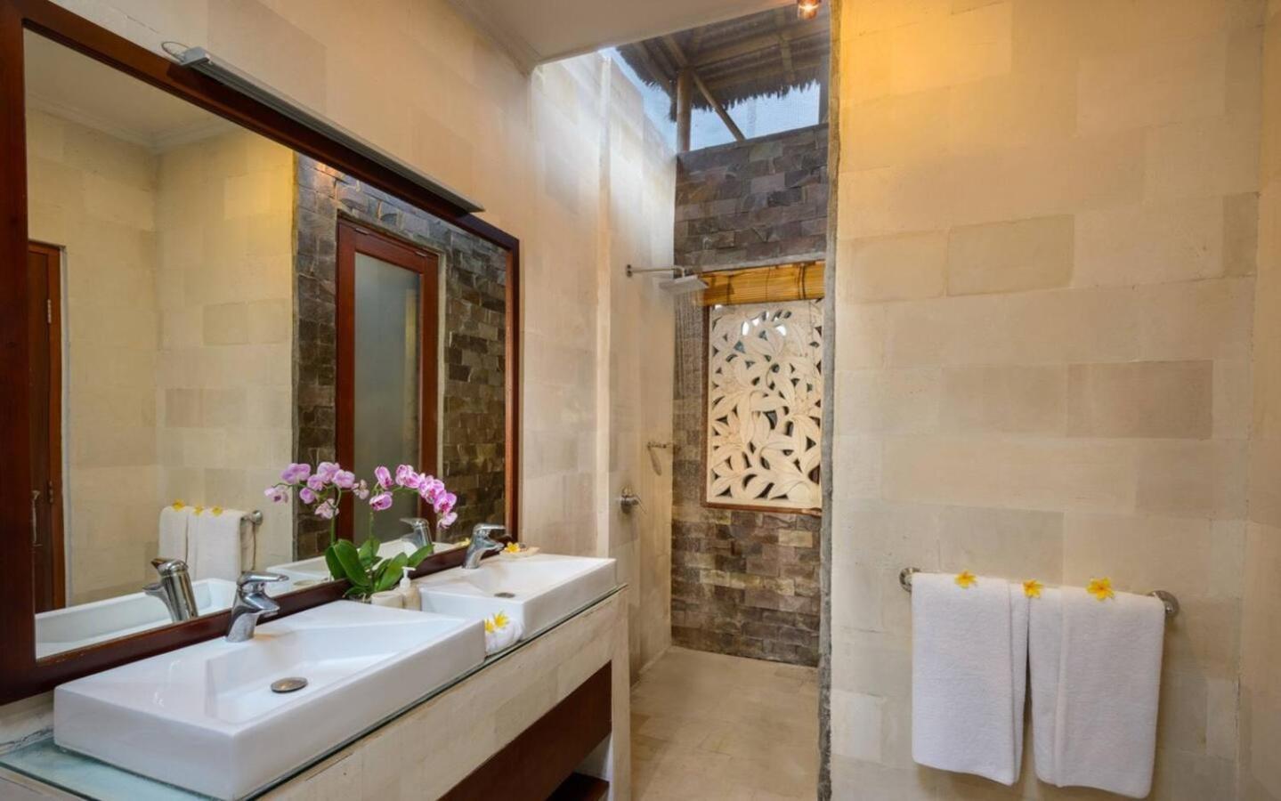 Heart Of Seminyak, 2Br, Sleeps 4, Walk To Bintang Vila Exterior foto