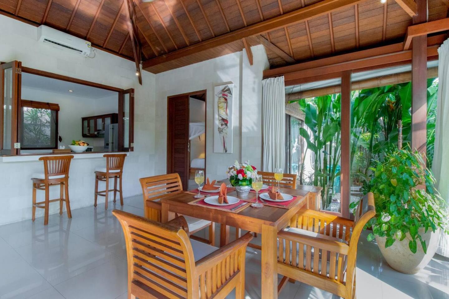 Heart Of Seminyak, 2Br, Sleeps 4, Walk To Bintang Vila Exterior foto
