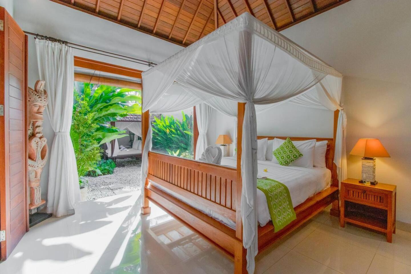 Heart Of Seminyak, 2Br, Sleeps 4, Walk To Bintang Vila Exterior foto