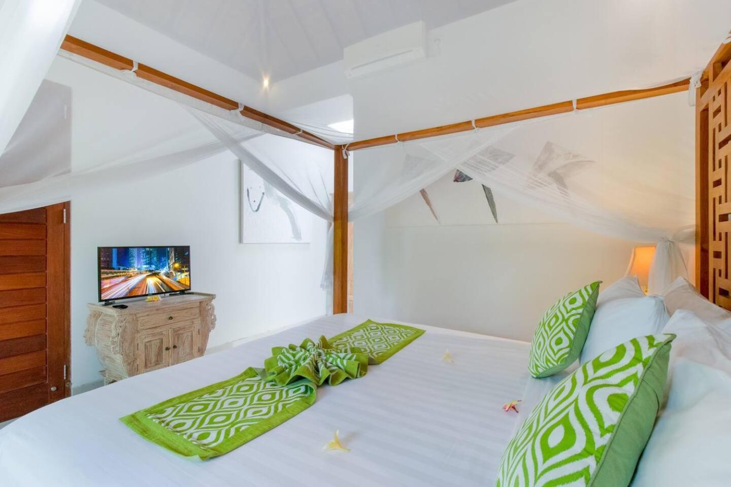 Heart Of Seminyak, 2Br, Sleeps 4, Walk To Bintang Vila Exterior foto