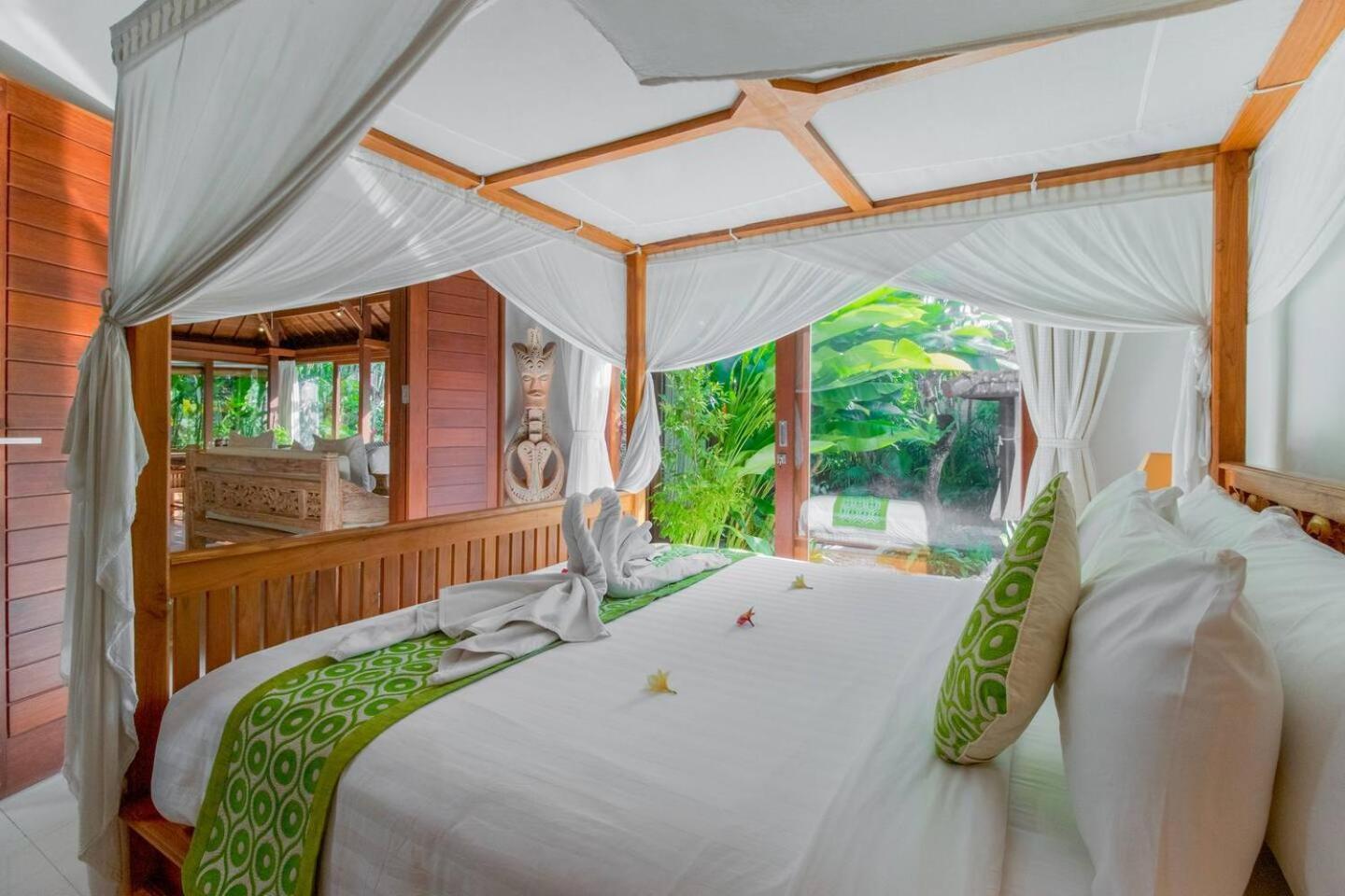 Heart Of Seminyak, 2Br, Sleeps 4, Walk To Bintang Vila Exterior foto